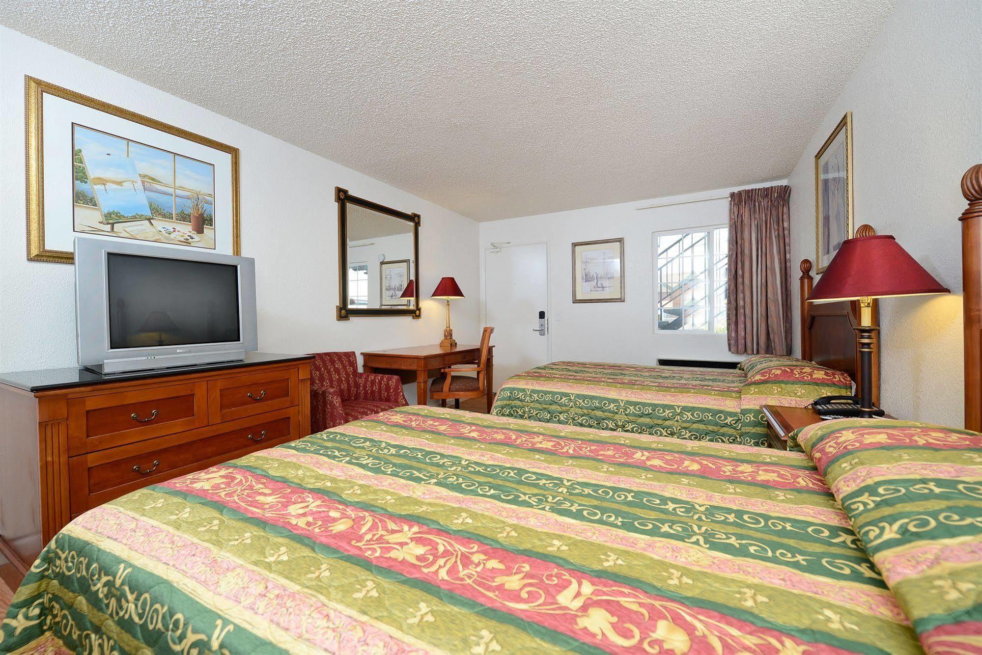 Rodeway Inn Vallejo Exteriör bild