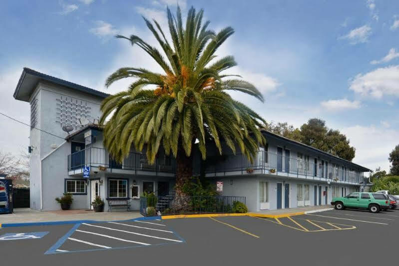 Rodeway Inn Vallejo Exteriör bild